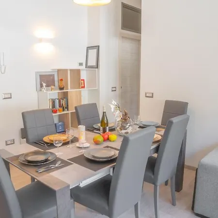 Cernobbio Apartment * تْشيرنوبيو