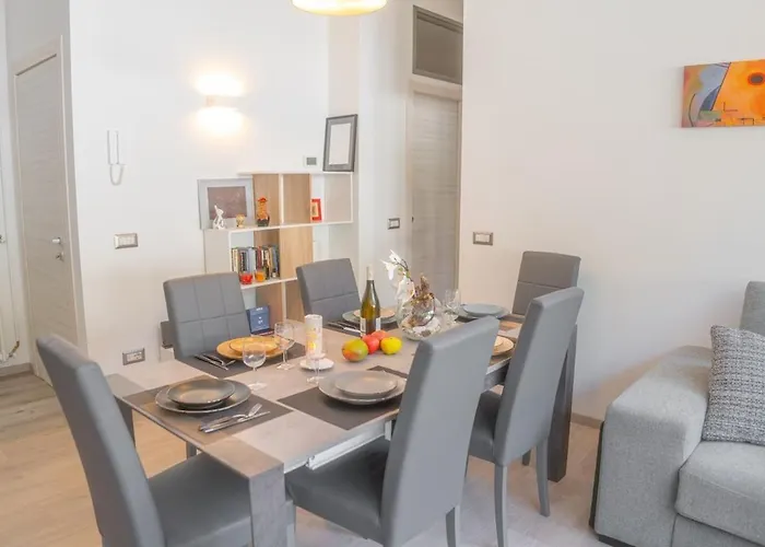 Cernobbio Apartment * 케르노비오